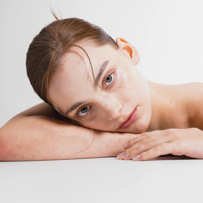 КОЛАГЕНОВ СЕРУМ с Хидролизиран Колаген, Глутатион и Хиалуронова киселина – 30 мл