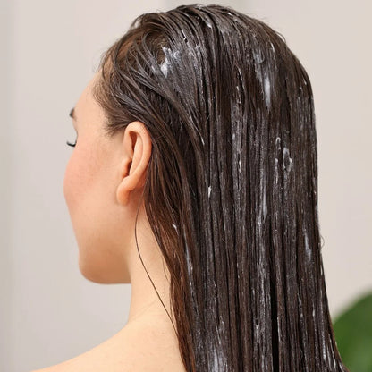 ПОДХРАНВАЩА И ВЪЗСТАНОВЯВАЩА МАСКА ЗА КОСА с Розмарин и масло от Карите - 250ml