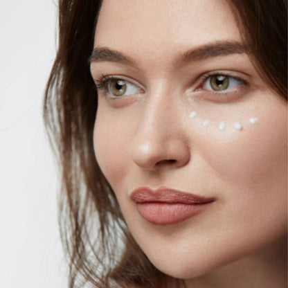 ОКОЛООЧЕН КРЕМ с Пептиди, екстракт от Арника, витамин Е и Кофеин - 12ml